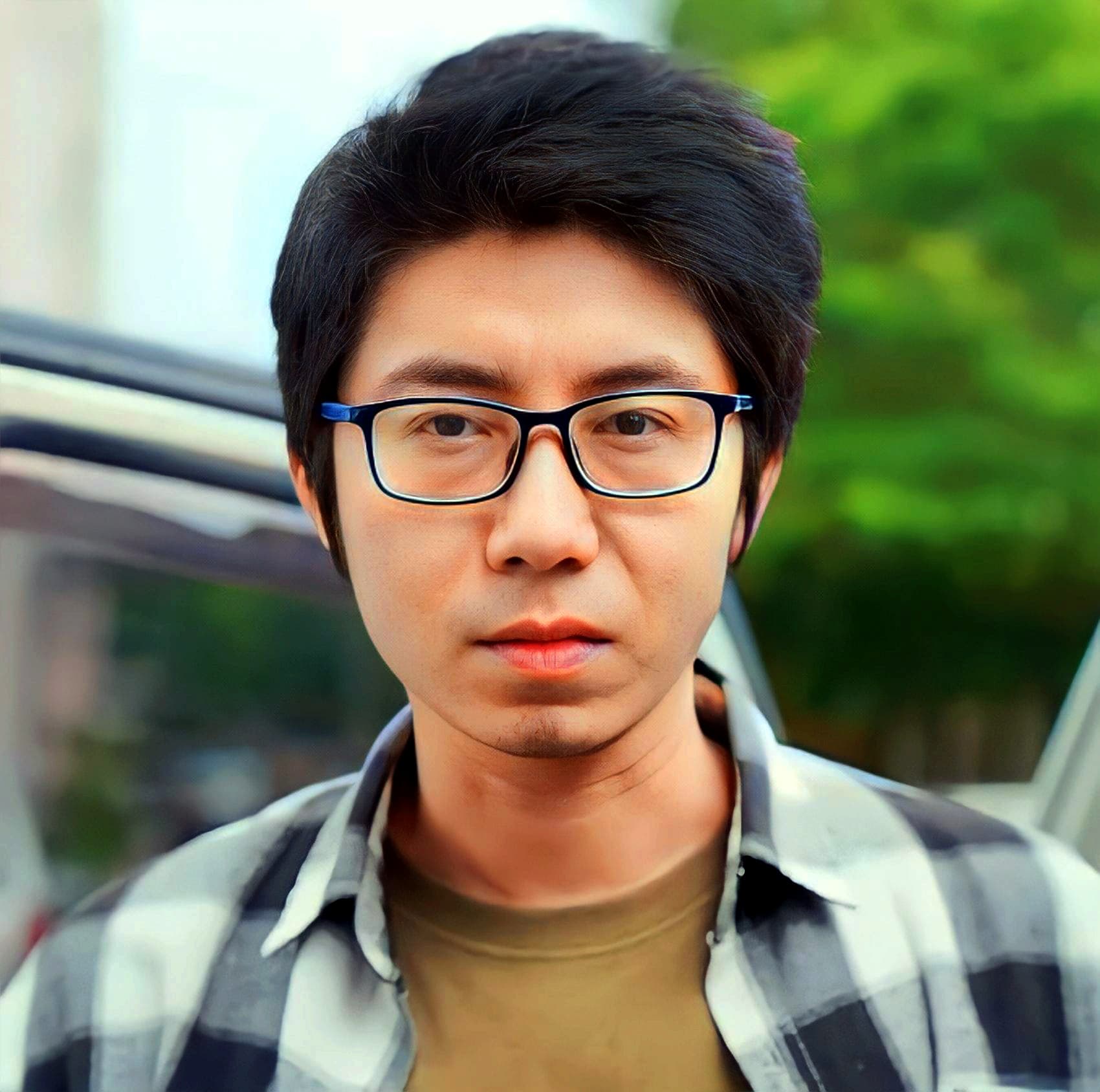 Portrait of ဟိန်းဆက်သွင်